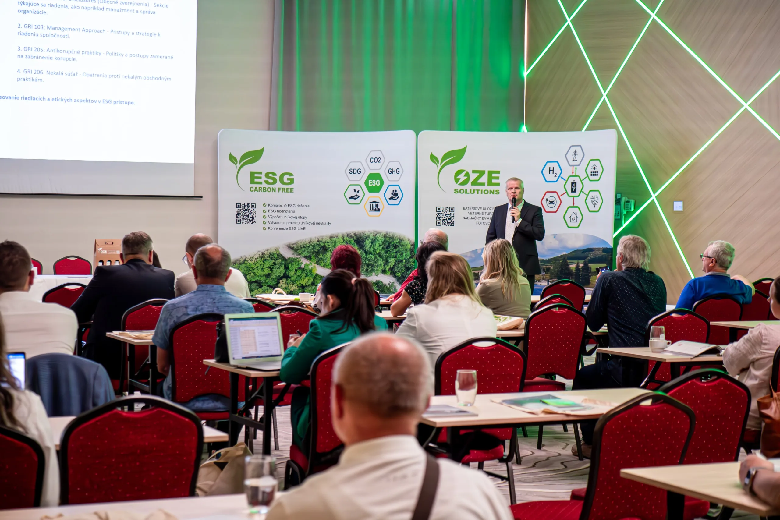 Konferencia 14 min scaled 1